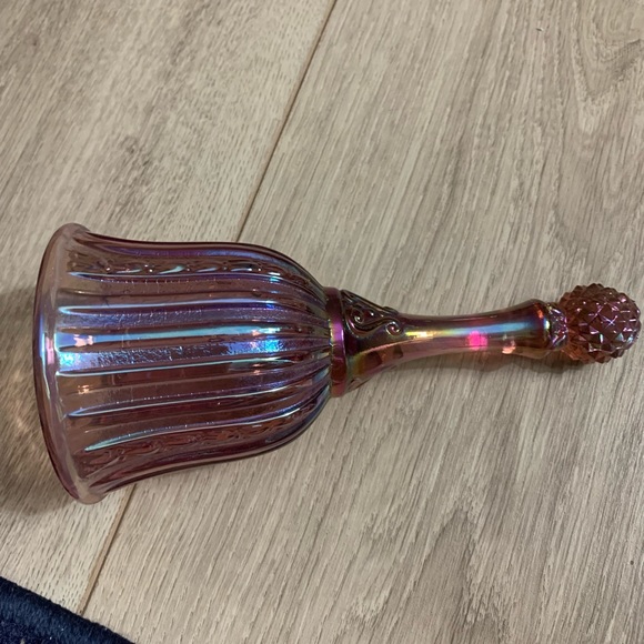 Fenton Pink Temple Iridescent Bell.  Measures 6 3/4” H w/ a 3 1/8” Opening. - Picture 5 of 9